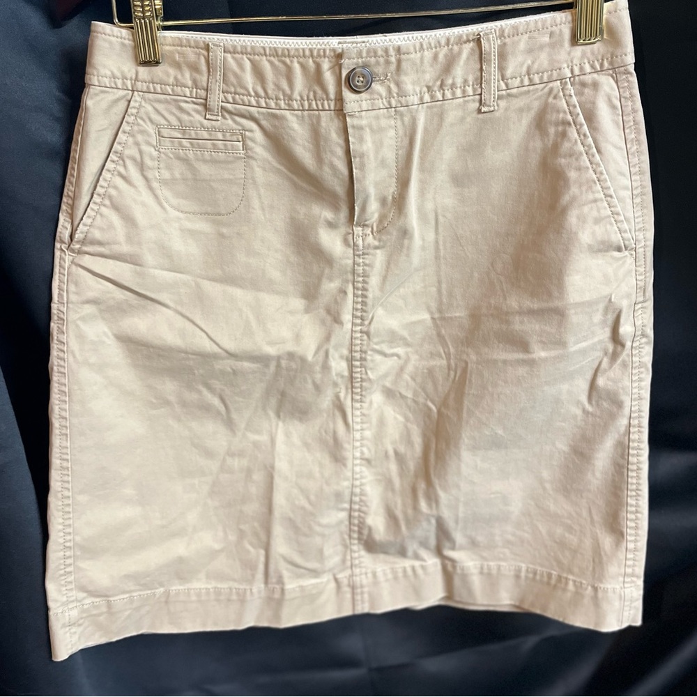 TAN SKIRT: small